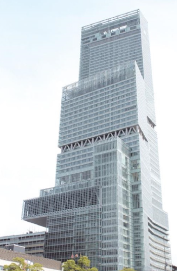 百貨店から美術館までさまざまな設備を「一元管理」し、最適なエネルギー運用を実現