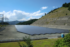 山崎太陽光発電所（兵庫県宍粟市）